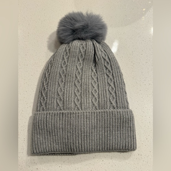 Winter beanie lined for extra layer of warmth - Picture 1 of 4